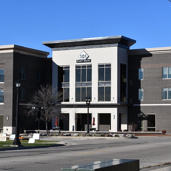 101 Main Street Commercial Building