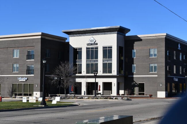 101 Main Street Commercial Building