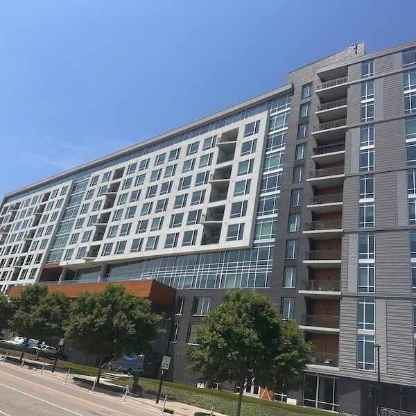 Boettcher Masonry completed masonry work for Peace & West in Raleigh, NC, a 140-foot multi-family development featuring expert brick, block, and stone. Commercial & Residential Lease Space